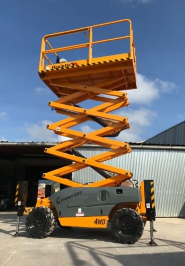 Maquinaria especializada en alquiler de maquinarias en la Xara y Dénia