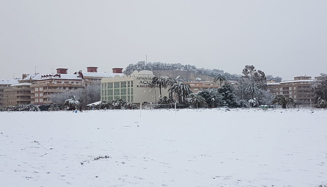 Nieve en la playa de Dénia