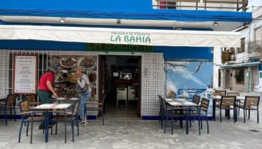 Restaurante La Bahía en Dénia con más de treinta años de tradición mediterránea