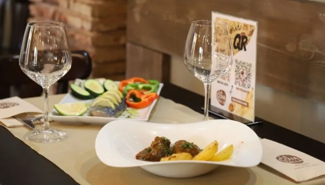 La Cova Tallà: cocina fusión con producto fresco para disfrutar esta primavera 3 atencion cuidada y servicio cercano en el restaurante
