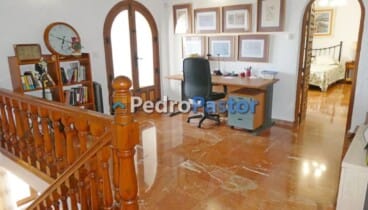 Chalet en venta con privacidad y amplitud en el Montgó Dénia