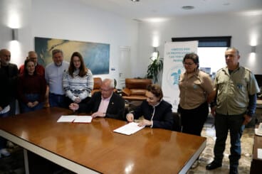 Dénia firma la Alianza Tortuga con Costa Rica 02