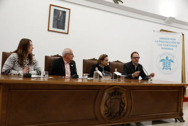 Dénia sella la alianza entre el Mediterráneo y el Caribe para la protección de las tortugas marinas 45 denia firma la alianza tortuga con costa rica 31