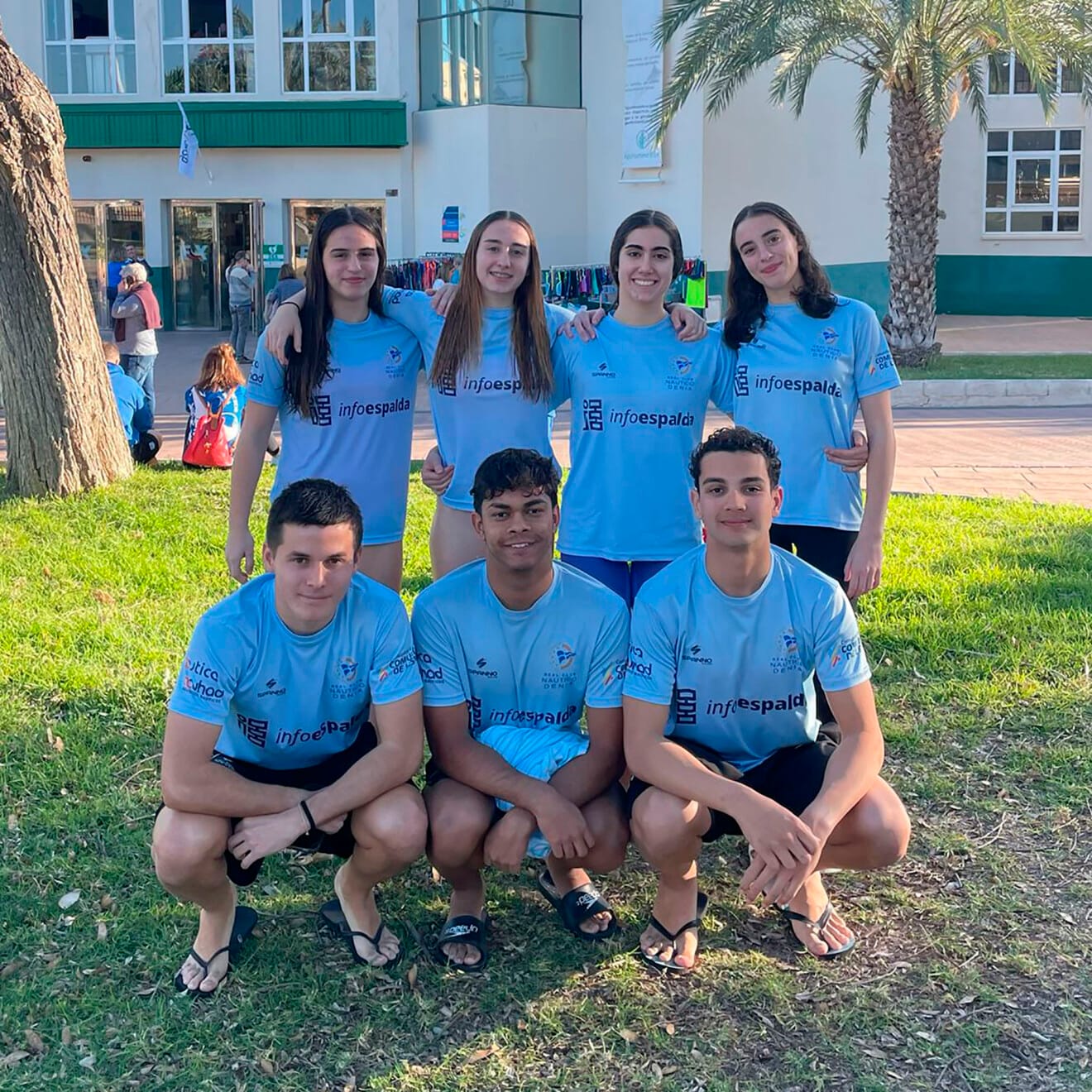 Deportistas del Club Natació Dénia en el autonómico junior y absoluto