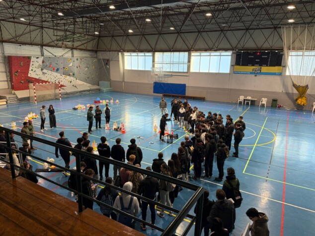 Dénia conmemora el Dia de l'Esport con una jornada de juegos tradicionales 4 dia de lesport en denia 1