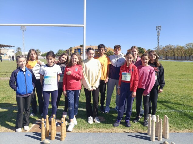 Dénia conmemora el Dia de l'Esport con una jornada de juegos tradicionales 11 dia de lesport en denia 10