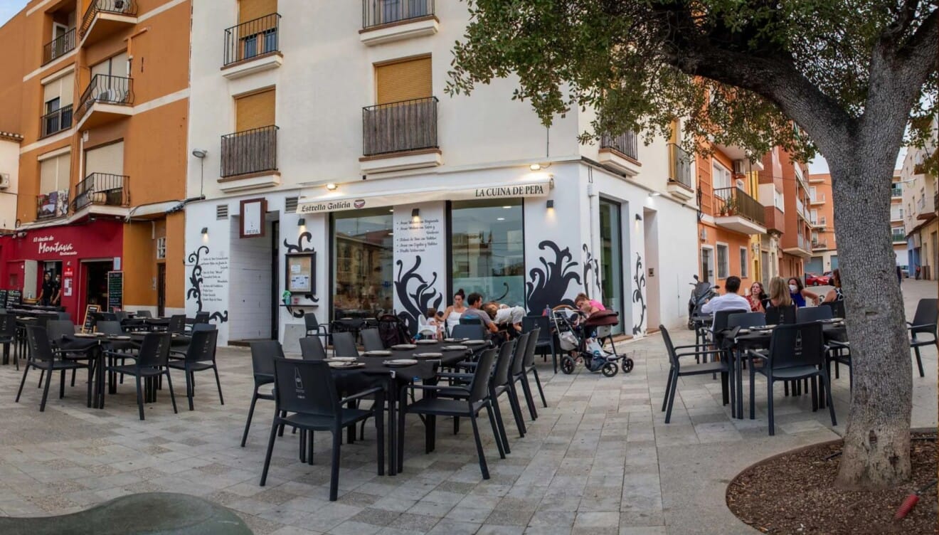 Dónde comer arroz seco en Dénia con sabor tradicional