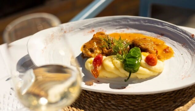 Wo man im Hafen von Denia frischen Fisch essen kann