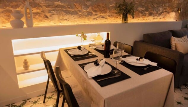 estancia en loft montgo con diseno contemporaneo y amplitud