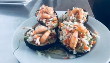 Ingredientes frescos y cocina tradicional en cada almuerzo