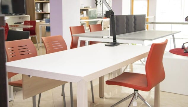 mobiliario ergonomico de oficina como inversion en bienestar y eficiencia