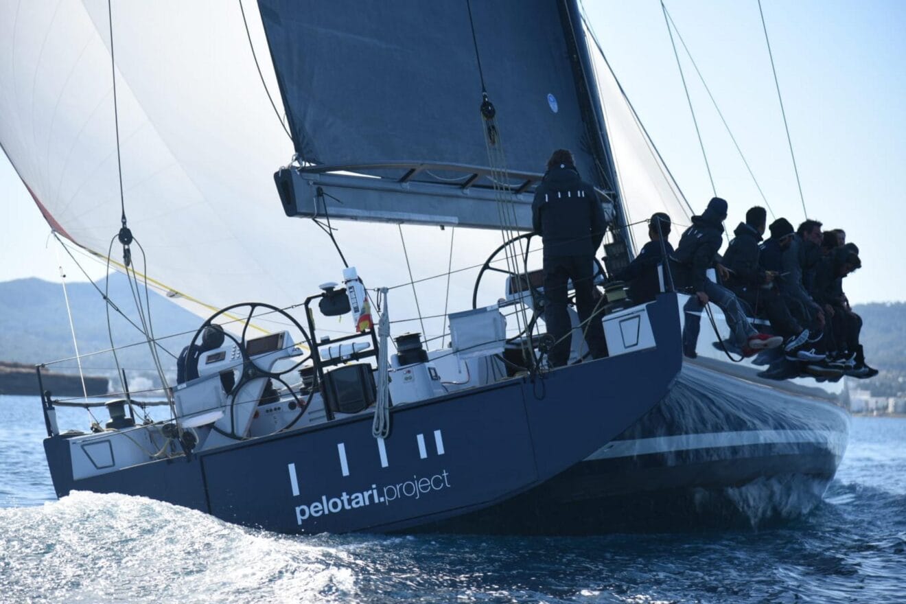 El velero 'Pelotari Project', favorito en La Ruta de la Sal