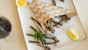 Pescado fresco del Mediterráneo servido en el Restaurant Noguera de Dénia