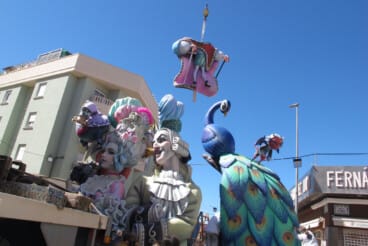 Plantà de las Fallas de Dénia 2026 durante el domingo 26
