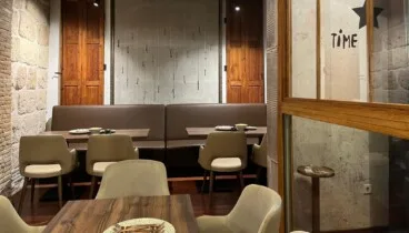 Restaurante con parrilla y leña en Dénia para disfrutar sin prisas
