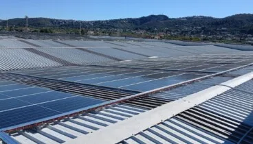 sistema de autoconsumo industrial con inversor de 100 kw