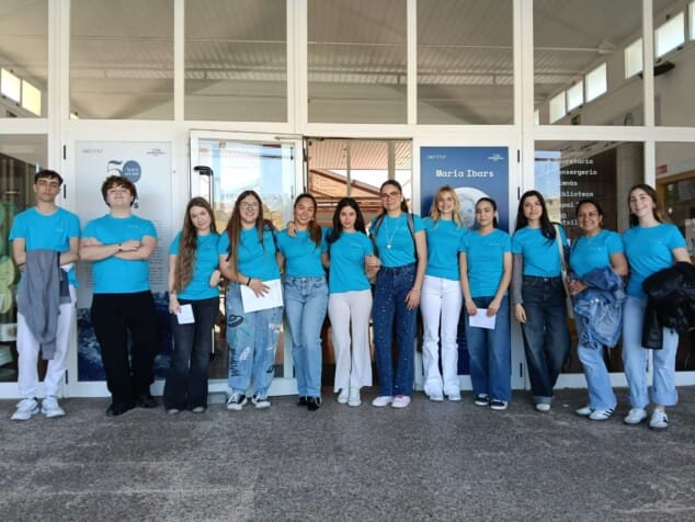 alumnos del ies la mar en el concurso 2