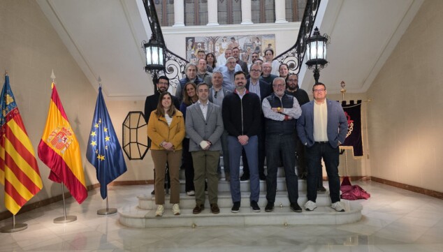 amdcomval abre su crecimiento mas alla del entorno digital