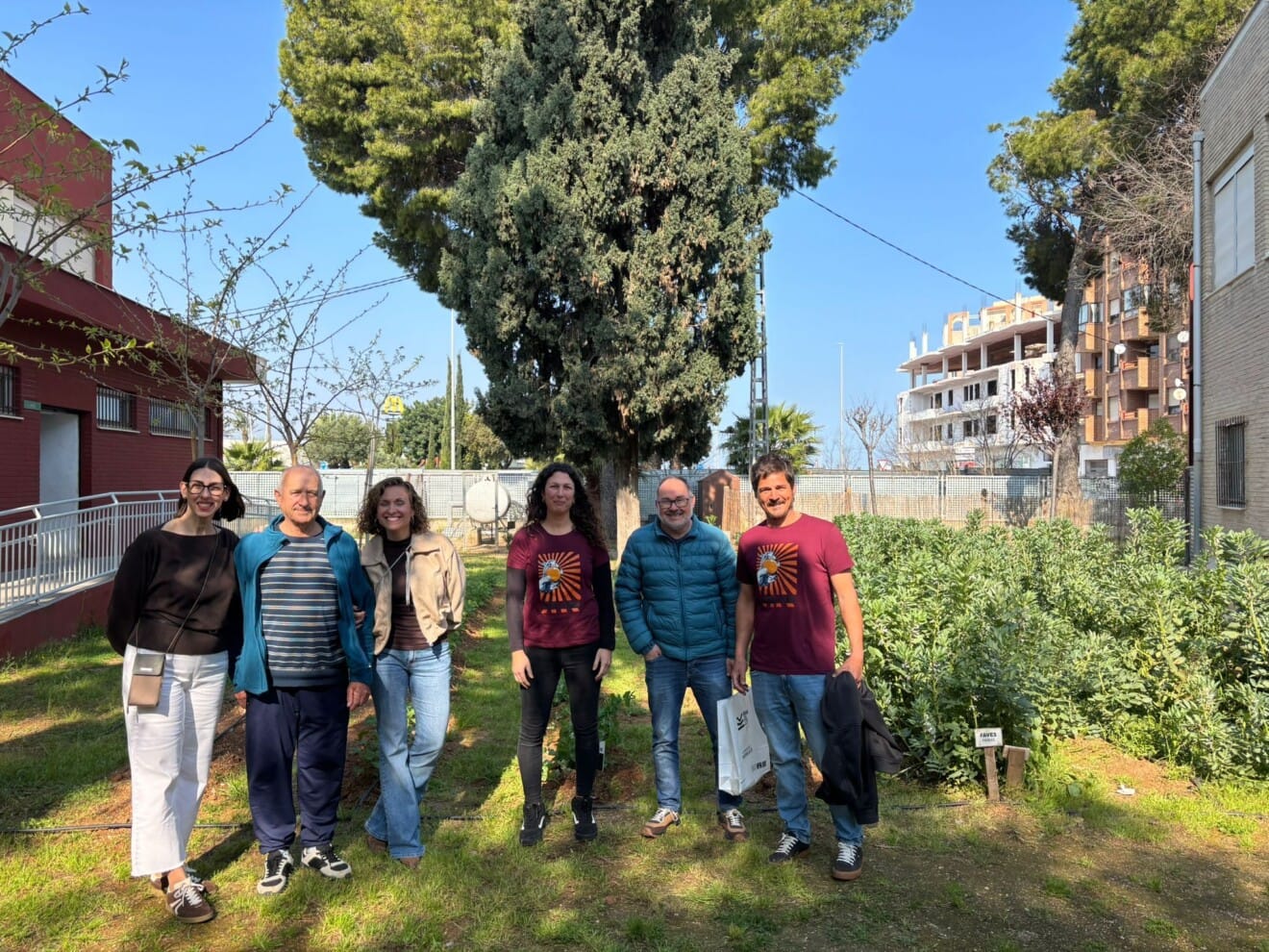Huerto del CEIP Llebeig: el rincón verde que ya está transformando los recreos en Dénia