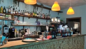 Comer en Centro Comercial Tropicana en La Musa Dénia