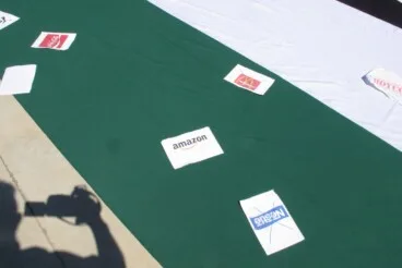 Concentración por la paz en el puerto de Dénia 3