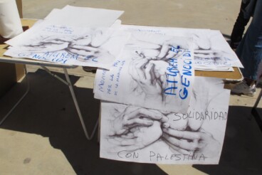 Concentración por la paz en el puerto de Dénia 4