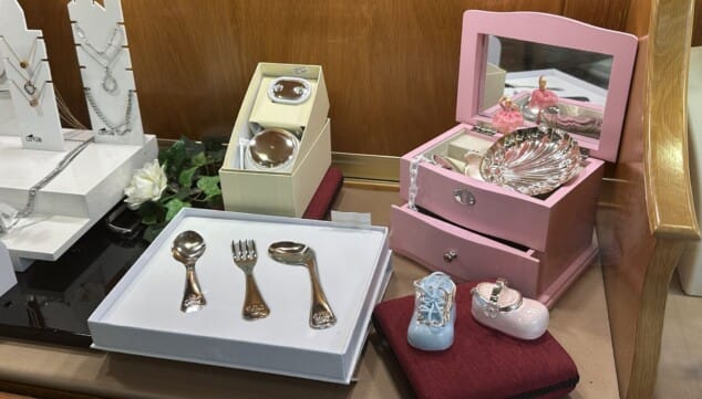 conchas de bautismo en plata de ley disenadas para durar toda la vid