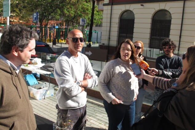 Una propuesta vecinal lleva el arte urbano a los contenedores de poda de Dénia 4 contenedores de poda en denia transformados en arte urbano por muralistas locales 9