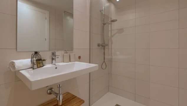 Marina Real III: comodidad moderna junto al puerto de Denia 12 estancias acogedoras y bien aprovechadas