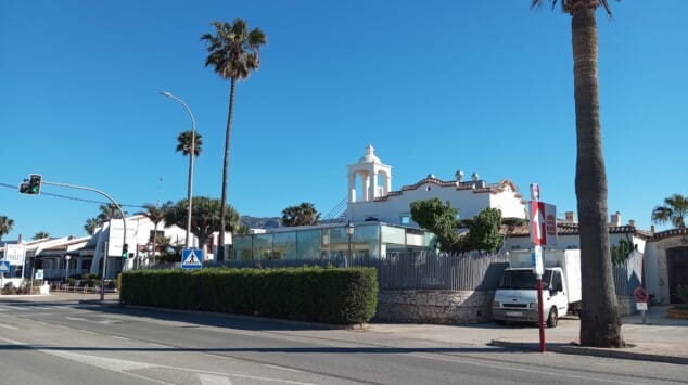 Imagen: Fachada del restaurante de Quique Dacosta en Dénia, escenario principal del rodaje blindado de la nueva temporada de MasterChef