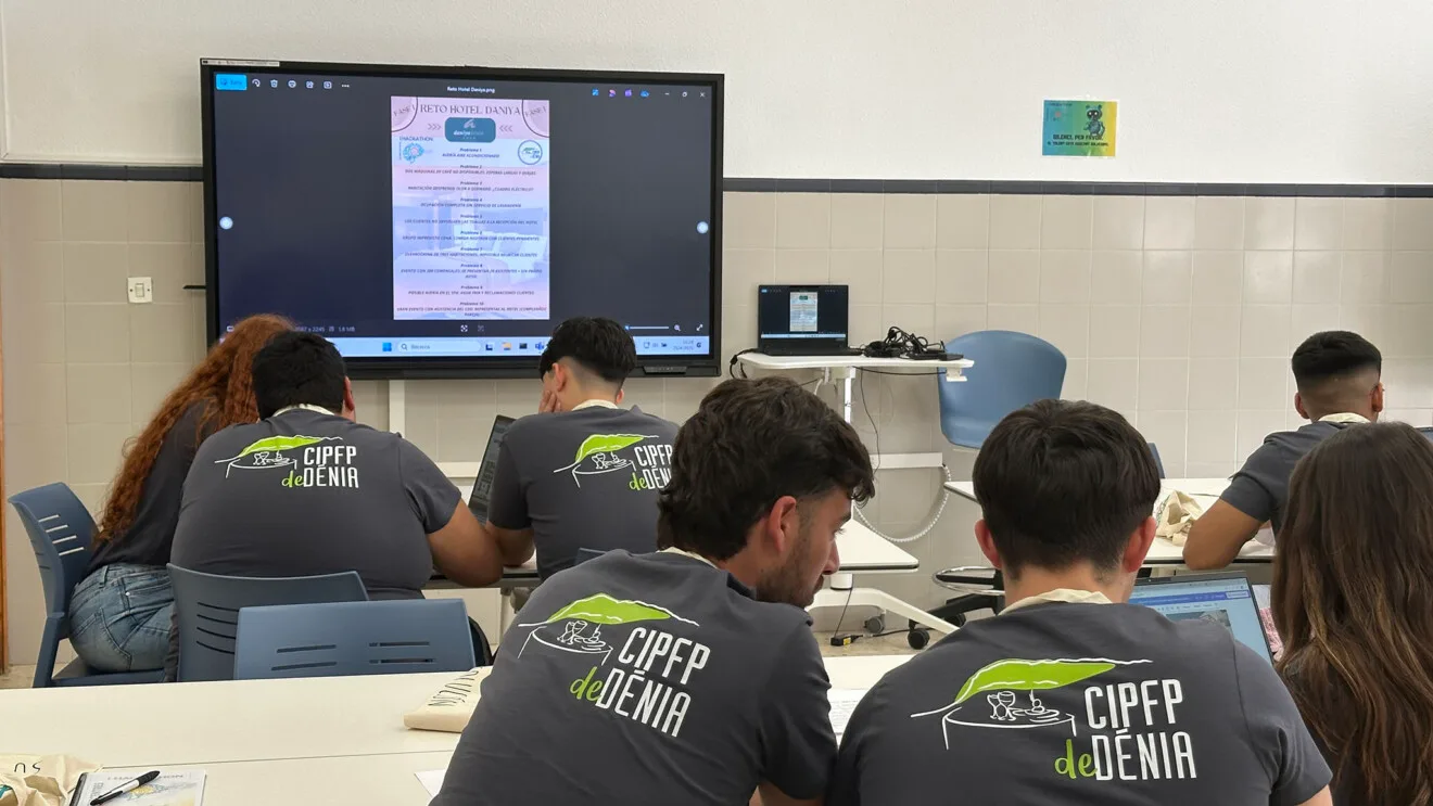 I Hackathon Intercentros de la Marina Alta 2026 en Dénia 09