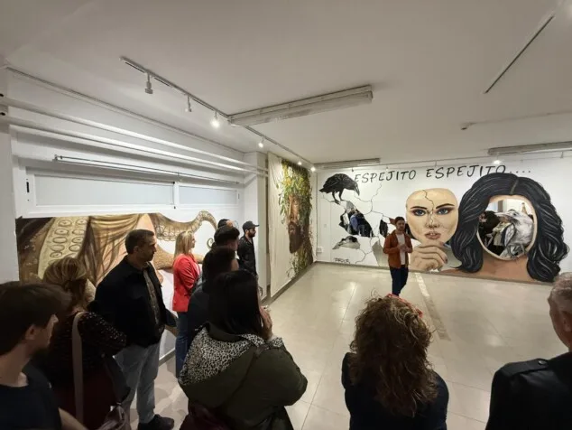 inauguracion de la exposicion colectiva de toni ortola laura gabari jorge s jorge y tardor 3