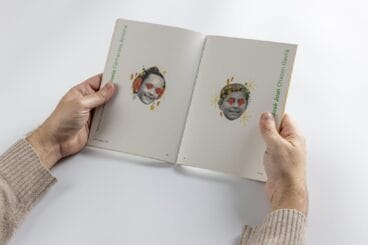 Páginas interiores del llibret “Amors” de la Falla Saladar