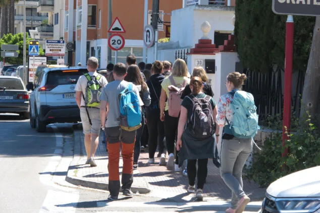 Touristenüberfüllung in Denia während Ostern 13