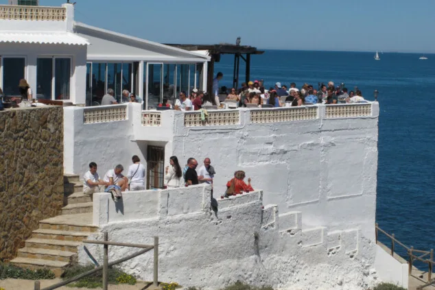 Touristenüberfüllung in Denia während Ostern 7