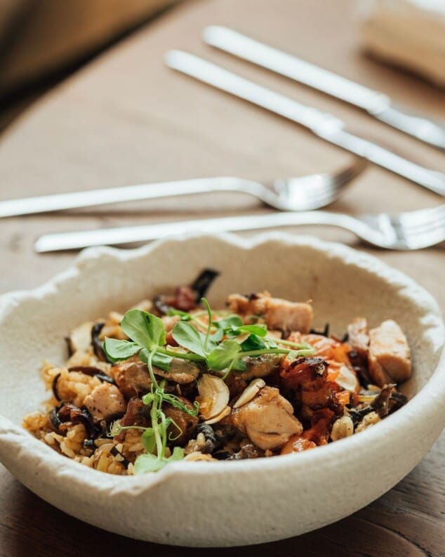 menu sakura una experiencia culinaria con ambiente musical