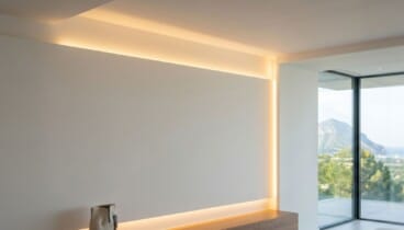 pared de tabiqueria seca con iluminacion led integrada