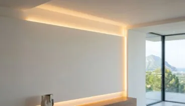 pared de tabiqueria seca con iluminacion led integrada
