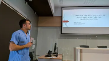 presentacion en el curso de terapia antimicrobiana del hospital de denia