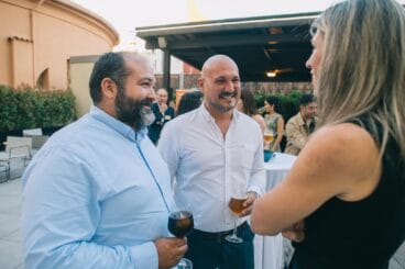 Asistentes al evento de anuncio de finalistas de los Premios MIA 2026