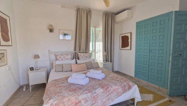 dormitorio espacioso para 2