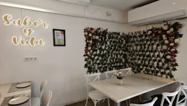 Espacios modernos para disfrutar de gastronomía y coctelería en Dénia