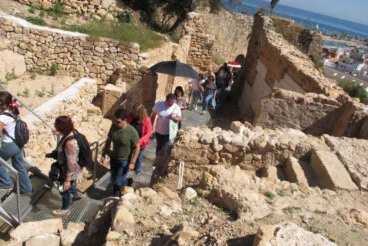 Pilar Bernabé visita el Castell de Dénia tras la rehabilitación (18)