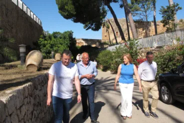 Pilar Bernabé visita el Castell de Dénia tras la rehabilitación (33)