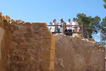 Pilar Bernabé visita el Castell de Dénia tras la rehabilitación (48)