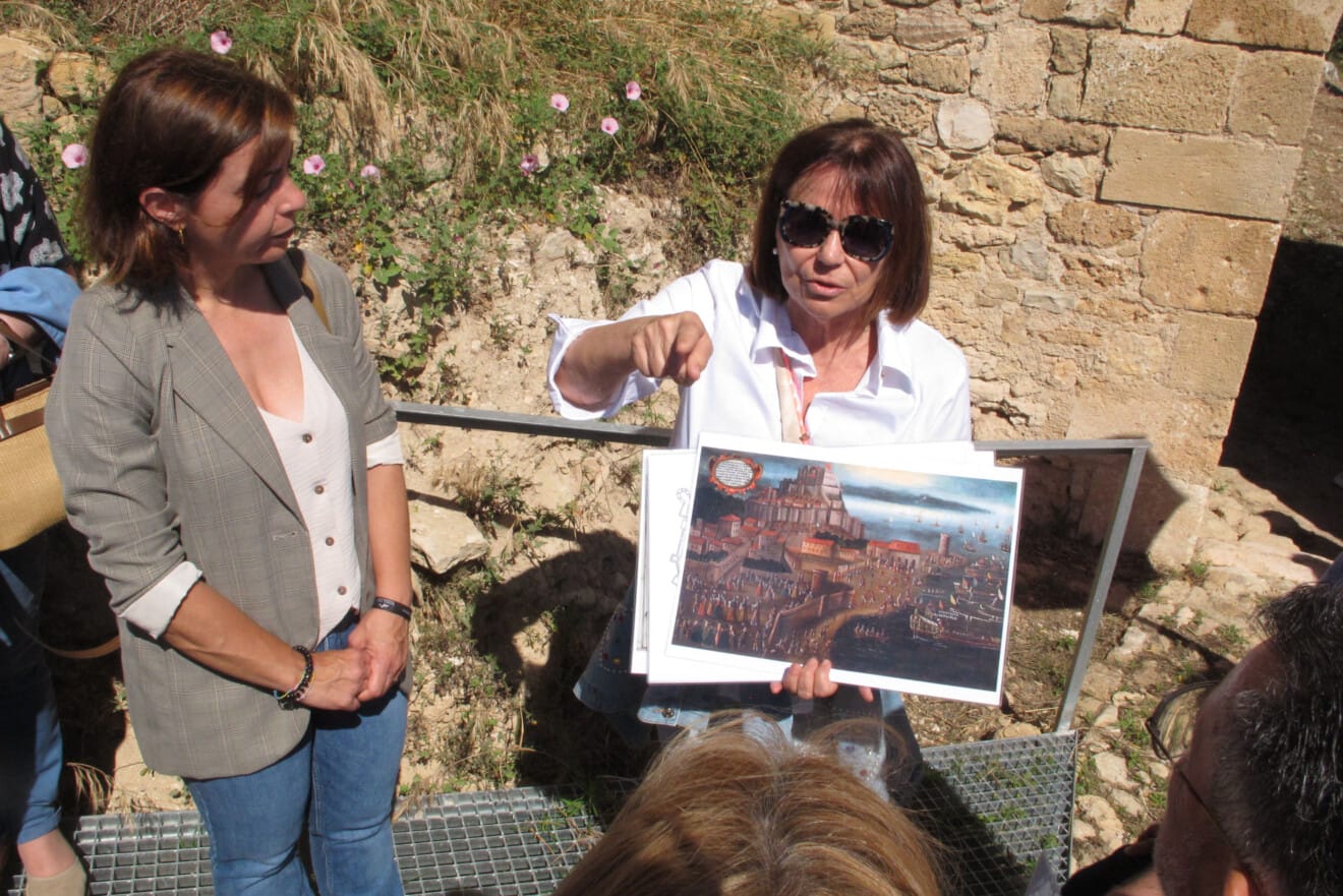 Pilar Bernabé visita el Castell de Dénia tras la rehabilitación (57)