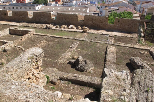El Castell de Dénia revela nuevos secretos: el descubrimiento de nuevas estructuras serán visitables 64 pilar bernabe visita el castell de denia tras la rehabilitacion 62