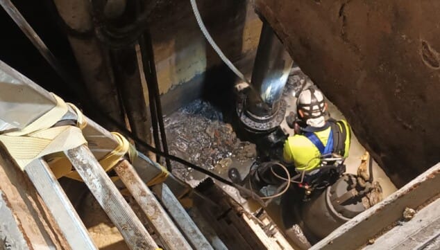 Aqualia moderniza de madrugada el principal bombeo de aguas residuales de Dénia para reforzar su eficiencia y seguridad 3 Imagen: Renovación nocturna en la EBAR La Rosaleda de Dénia