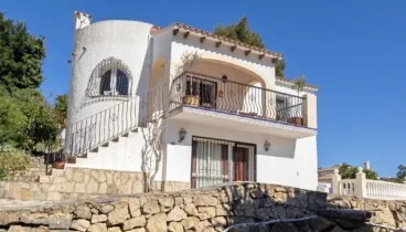 Villa con apartamento independiente en El Montgó