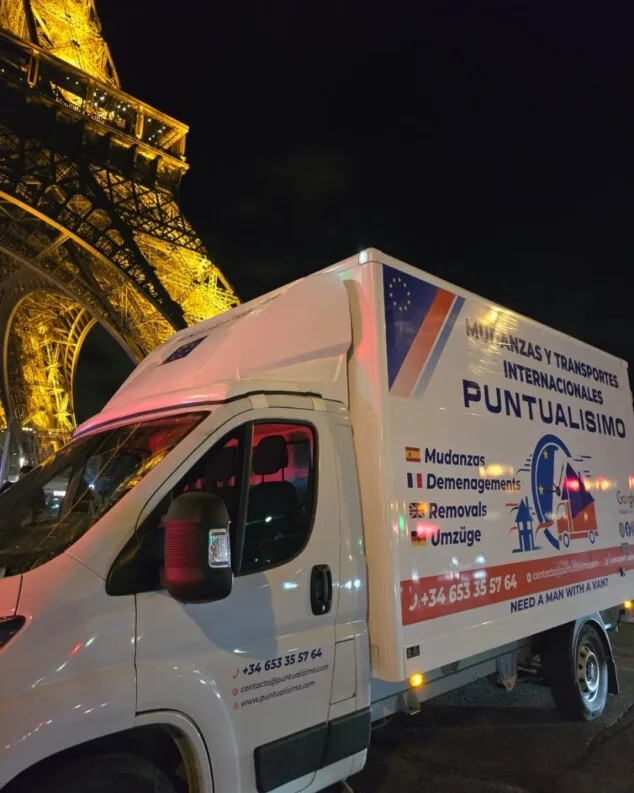 ademas de trabajar en toda espana la empresa realiza rutas hacia francia alemania belgica y reino unido